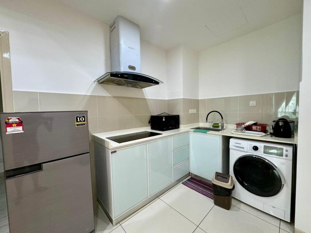 Sa Sutera Avenue Homestay Opposite Imago Kk Kota Kinabalu Eksteriør billede